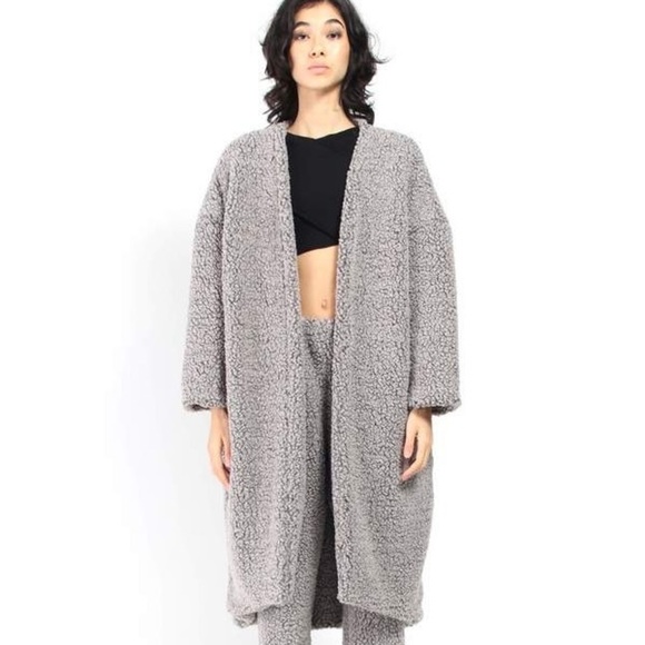 Priory Teddybear Coat in Faux Shearling Heather Grey Size S/M - Picture 1 of 7